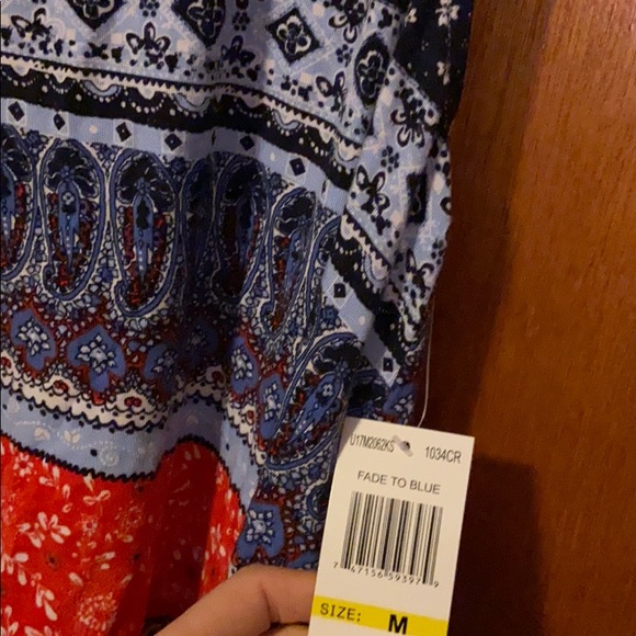 Patterned Tank NWT - Picture 3 of 6